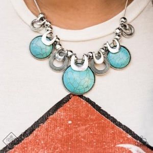 Simply Santa Fe - Complete Trend Blend - Fashion Fix - February 2020